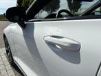 Volvo V60 T6 Plug-In Hybrid AWD R-Design | Harman/Kardon Aud, Auto's, Volvo, Gebruikt, Euro 6, 4 cilinders, Leder en Stof