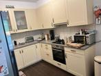 GRATIS OPHALEN - Keuken, Huis en Inrichting, Keuken | Complete keukens, Gebruikt, Hoekkeuken, Ophalen of Verzenden, Kunststof