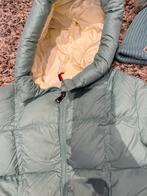 Moncler jas met muts, Ophalen of Verzenden, Zo goed als nieuw, Meisje, Jas