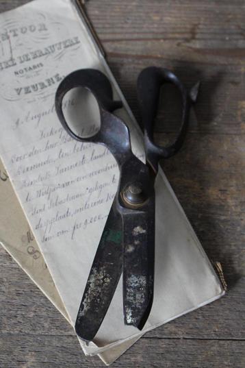 Stoere oude brocante schaar Nr.1 *Pronck & Praal* beschikbaar voor biedingen