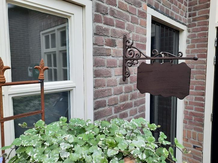 gietijzeren uithangbord nergens goedkoper! 24,95 !!, Huis en Inrichting, Woonaccessoires | Overige, Nieuw, Ophalen of Verzenden