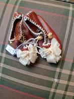 Donkerrode poppenschoentjes, Antiek en Kunst, Antiek | Speelgoed, Ophalen of Verzenden