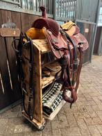 Prachtige handgemaakte zadelkar! Western / dressuur etc, Dieren en Toebehoren, Paarden en Pony's | Overige Paardenspullen, Ophalen