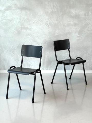 Retro eettafelstoelen nieuw stapelstoelen antraciet prijs ps beschikbaar voor biedingen