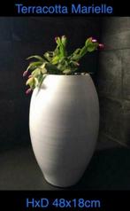 Hoge grote vaas terracotta hoge bloempot stijlvol handwerk, Rond, Binnen, Ophalen of Verzenden, Zo goed als nieuw