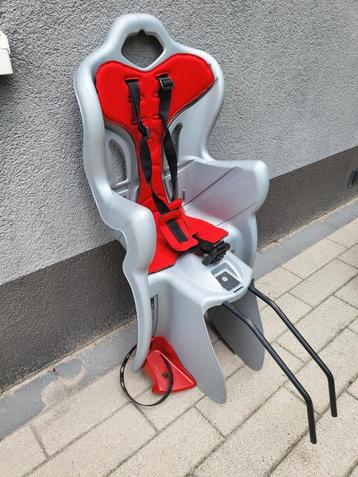 Gebruikt fietsstoeltje achter beschikbaar voor biedingen
