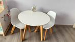 Casa tafeltje en stoelen, Kinderen en Baby's, Kinderkamer | Tafels en Stoelen, Ophalen of Verzenden, Zo goed als nieuw