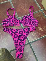 String bikini maat 38 gebloemd roze met beugel, Kleding | Dames, Badmode en Zwemkleding, Bikini, Ophalen of Verzenden, Roze