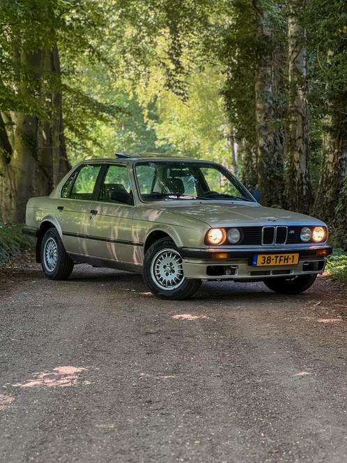BMW 3-Serie 2.7 E 325 AUT K6 1986, Auto's, BMW, Particulier, 3-Serie, Benzine, Sedan, Automaat, Geïmporteerd, Beige, Beige, Stof