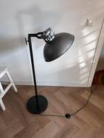 Industriële vloerlamp, Ophalen, Gebruikt, 100 tot 150 cm, Metaal