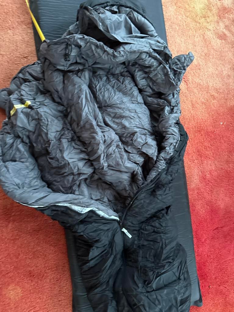 Slaapzak outdoor  met capuchon - 1x gebruikt - Volwassenen, Caravans en Kamperen, Slaapzakken, Zo goed als nieuw, Ophalen