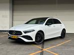 Mercedes-Benz A-Klasse A250e 238pk AMG Garantie Pano VOL!, Auto's, Mercedes-Benz, Zwart, 4 cilinders, Plug-in hybride, Geïmporteerd