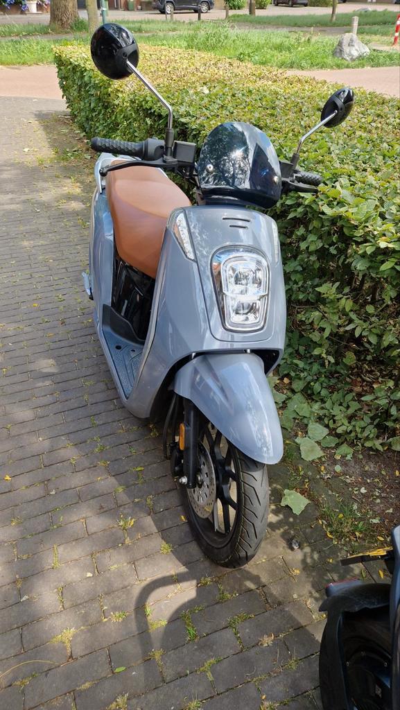 Nipponia E Viball Elektrische Scooter 2022, Fietsen en Brommers, Snorfietsen en Snorscooters, Gebruikt, Overige merken, Elektrisch