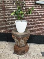 pilaar zuil sokkel eiken met koper beslagen als tuintafel ?, Tuin en Terras, Tuintafels, Ophalen, Gebruikt, Rond, Hout