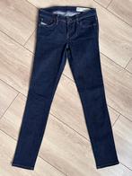 NIEUW: Diesel skinny jeans – donkerblauw mt. 28, Ophalen of Verzenden, Nieuw, Blauw, W28 - W29 (confectie 36)