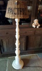 Lampenpoot Met Riviera Maison Lampenkap, Ophalen, Zo goed als nieuw, Landelijk