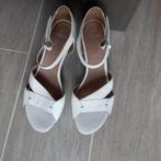 Clarks crèmekleurige open damesschoenen, Maat 42, als nieuw!, Beige, Zo goed als nieuw, Sandalen of Muiltjes, Ophalen of Verzenden