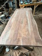 Mooie boomstam tafel  van tropisch hardhout 2m40 bij 1m, 200 cm of meer, Zo goed als nieuw, Rechthoekig, 50 tot 100 cm