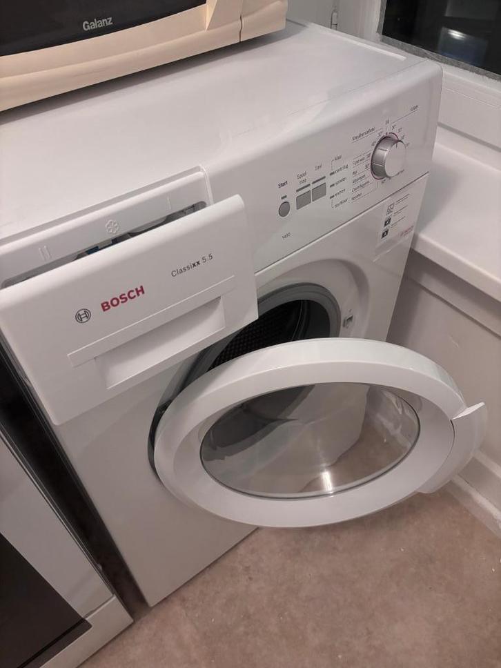 Bosch Classixx 5.5 wasmachine, Witgoed en Apparatuur, Wasmachines, Zo goed als nieuw, Voorlader, 4 tot 6 kg, 85 tot 90 cm, 1200 tot 1600 toeren