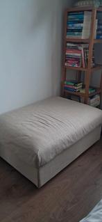 IKEA poef met opbergruimte + nieuwe hoes, Ophalen, Zo goed als nieuw, Eenpersoons, Beige