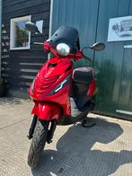 Bomvolle Candy Red Piaggio Zip 4T2V LED SP vol optie, Fietsen en Brommers, Scooters | Piaggio, Ophalen, Zo goed als nieuw, Zip