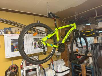 rockrider st 100 27.5 mountain bike beschikbaar voor biedingen