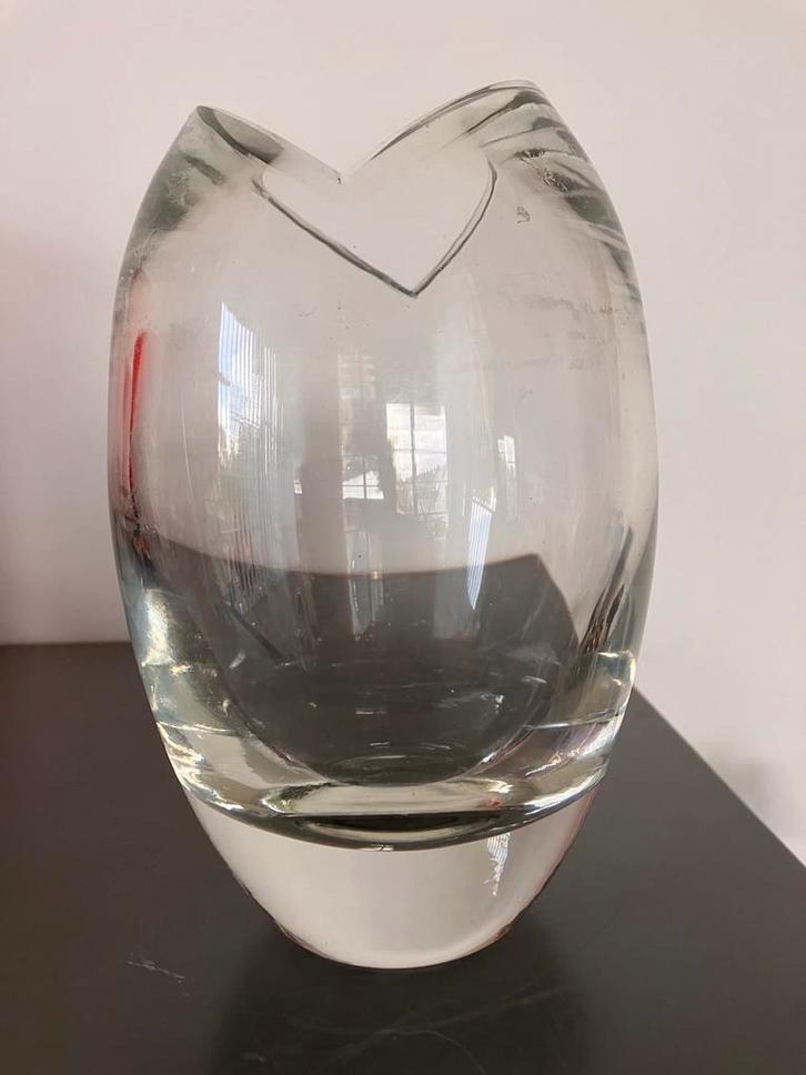 Kosta Boda vaas, Huis en Inrichting, Woonaccessoires | Vazen, Zo goed als nieuw, Overige kleuren, Minder dan 50 cm, Glas, Ophalen