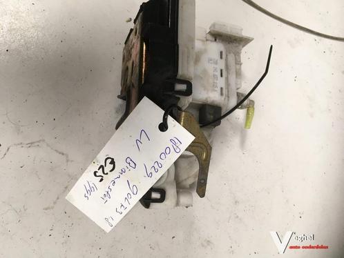 Vw Golf 3 1995 binnenslot Linksvoor of rechtsvoor, Auto-onderdelen, Carrosserie en Plaatwerk, Gebruikt, Ophalen of Verzenden
