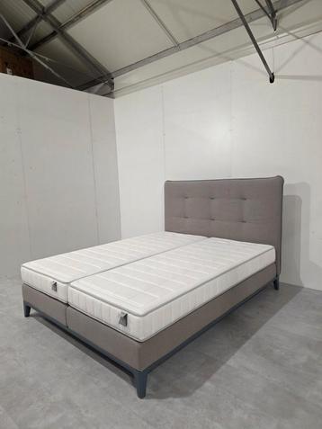 Auping Criade Boxspring 180x220 beschikbaar voor biedingen