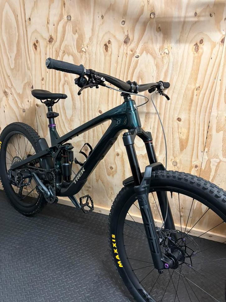 Trek Slash 9.8 L enduro mountainbike, Fietsen en Brommers, Fietsen | Mountainbikes en ATB, Zo goed als nieuw, Trek, Fully, Ophalen