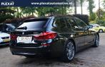 BMW 5-serie Touring 530i xDrive High Executive Aut. | Adapti, Auto's, BMW, Automaat, Gebruikt, 4 cilinders, Zwart