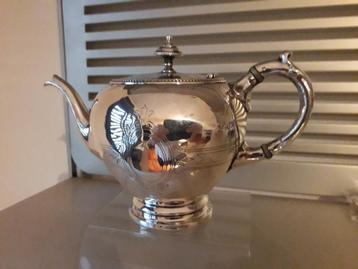 ANTIEKE ZILVEREN HOLL THEEPOT uit 1882 maker : VAN KEMPEN  beschikbaar voor biedingen