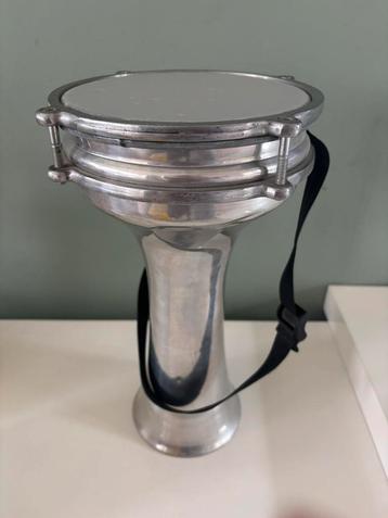 Darbuka trommel zilver beschikbaar voor biedingen