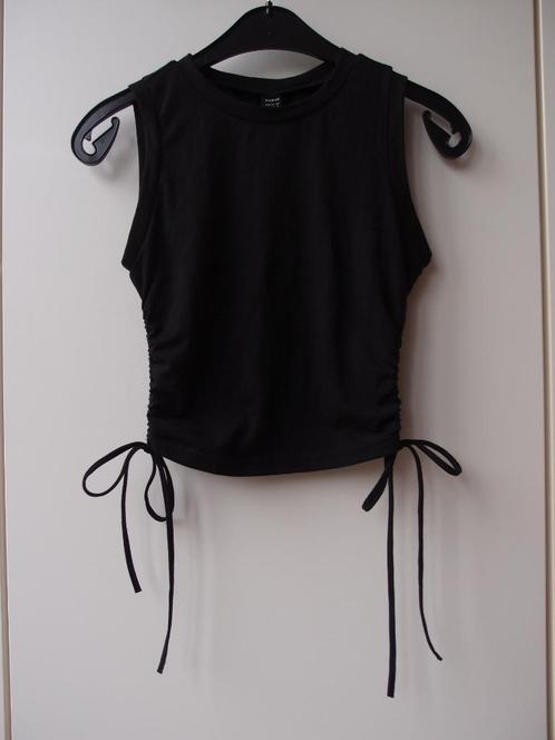Erg mooie Shein meisjes dames top hemdje maat XS, Kleding | Dames, Tops, Zo goed als nieuw, Maat 34 (XS) of kleiner, Zwart, Zonder mouw