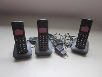 Profoon PDX-930 tefeloonset met 3 handsfree telefoons beschikbaar voor biedingen