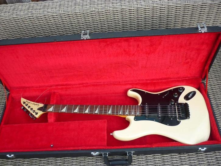 Epiphone by Gibson elektrische gitaar met koffer, Muziek en Instrumenten, Snaarinstrumenten | Gitaren | Elektrisch, Gebruikt, Solid body