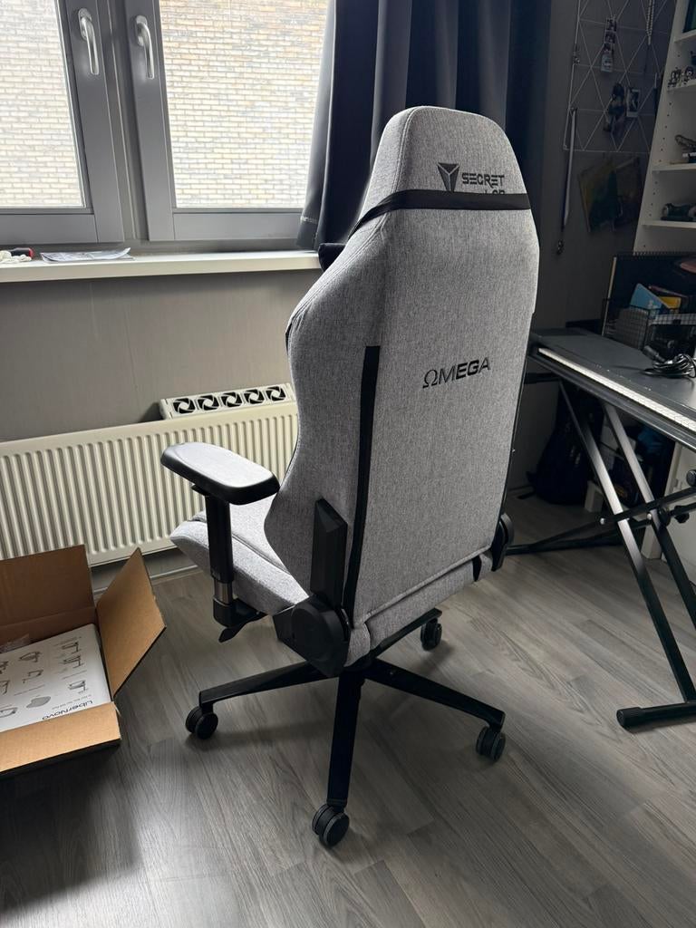 Secretlab Omega 2020 SoftWeave Cookies & Cream (grijs), Huis en Inrichting, Bureaustoelen, Ophalen, Gaming bureaustoel, Zo goed als nieuw