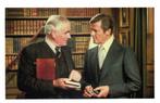 James Bond 007 - Q briefs Roger Moore in Moonraker, Ophalen of Verzenden, 1980 tot heden, Ongelopen, Sterren en Beroemdheden