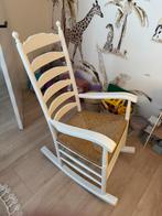 Gratis af te halen: Witte Schommelstoel met riet, Huis en Inrichting, Ophalen, Gebruikt, Wit, Eén