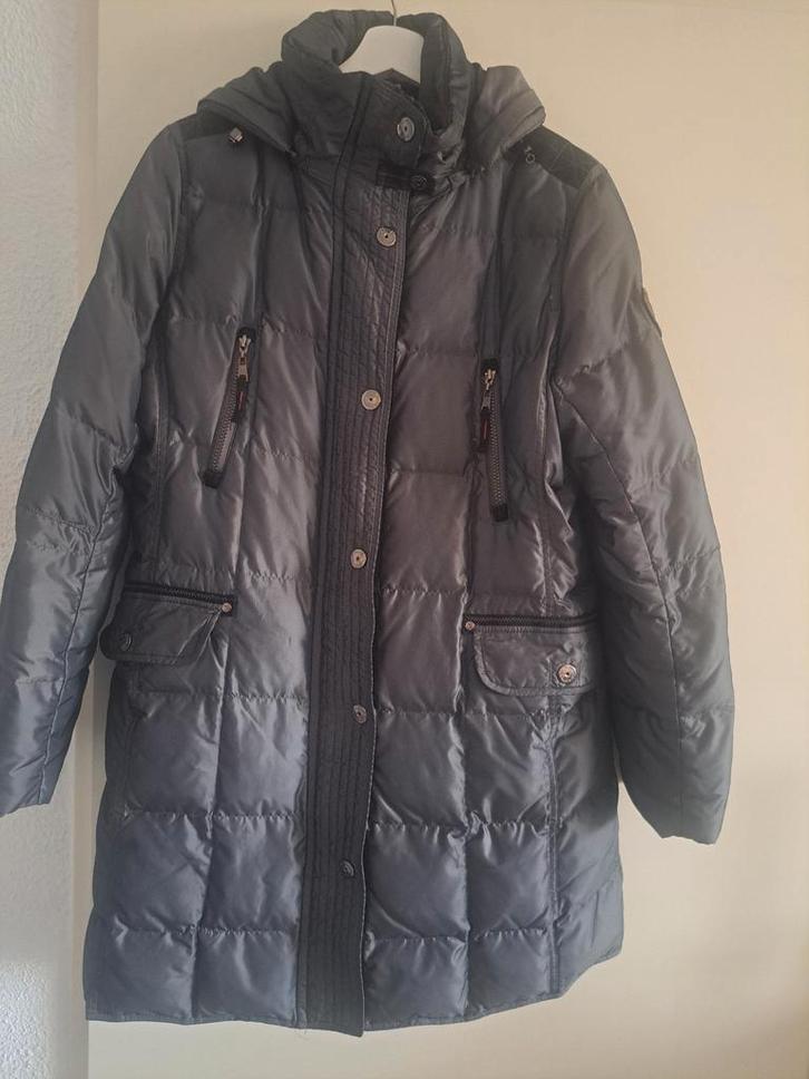 JUNGE! FANTASTISCHE DONSJAS MAAT 42 als NIEUW!, Kleding | Dames, Jassen | Winter, Zo goed als nieuw, Maat 42/44 (L), Grijs, Verzenden