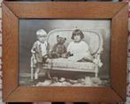 Oude Foto: Kinderen met Teddybeer, Ophalen of Verzenden