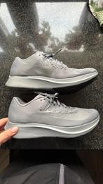 Nike zoom fly NIEUW, Ophalen of Verzenden, Zo goed als nieuw, Hardloopschoenen, Nike