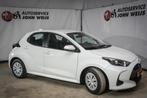 Toyota Yaris 1.0 VVT-i Active, achteruitrijcamera, airco, Voorwielaandrijving, Stof, Gebruikt, Wit