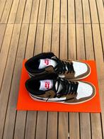 Nike x Travis Scott, Kleding | Heren, Schoenen, Ophalen of Verzenden, Zo goed als nieuw, Bruin, Sneakers of Gympen