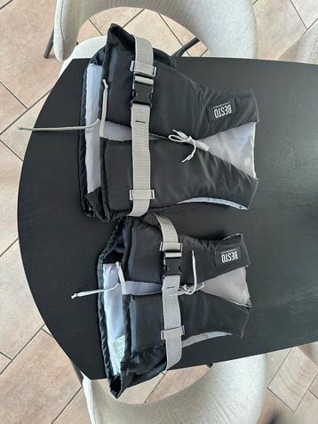 2 zwemvesten zgan!!! Maat:30/40kg en 40/50kg beschikbaar voor biedingen