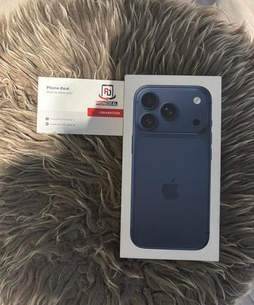 iPhone 17 pro 256 gb nieuwstaat factuur + Garantie beschikbaar voor biedingen