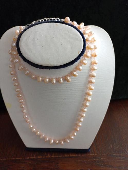 Schitterende van echte parels collier en armband.
Licht rose, Sieraden, Tassen en Uiterlijk, Kettingen, Zo goed als nieuw, Ophalen of Verzenden