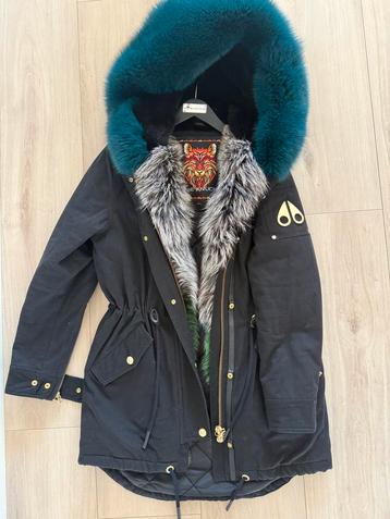 Moose Knuckles Winterjas beschikbaar voor biedingen