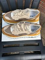 B.l.a.h sneakers, Ophalen of Verzenden, Zo goed als nieuw, Sneakers of Gympen