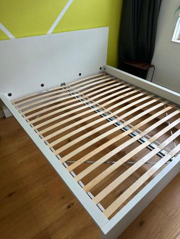 Ikea Malm 2 persoonsbed 180x200 wit - afbeelding 1